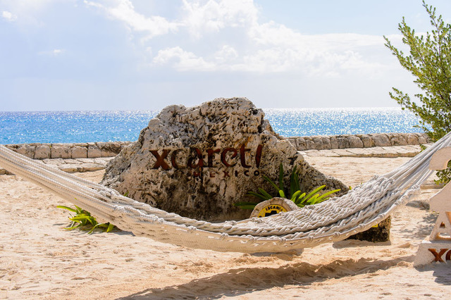 Xcaret Regular